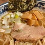 麺屋お浦 - らーめん具材（アップ）