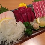 馬肉料理専門店さくら - 馬刺し三種盛り