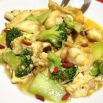 イカとブロッコリーの炒め物