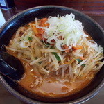 かつまる - かつまる　ピリ辛みそキムチラーメン　780円