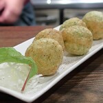 トリワイン ＰＩＫＯＳＨＨＨＵ - ゼッポリーニ