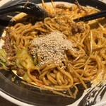 四川担々麺 赤い鯨 - 