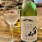 Yakiniku Horumon Jinsei Daichan - 純米吟醸 八海山 55％