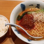 元祖旭川らーめん 一蔵 - 「坦々麺」950円
            「小ライス」150円