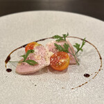 部位ごとに調理法を変える豚肉専門店 グロワグロワ - 