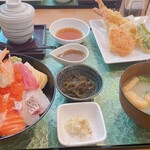 Nigiri Tsukamoto Sengyoten - 極上海鮮丼，天ぷら膳（茶碗蒸し、お味噌汁付き）