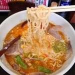 担々麺屋 - 平打ち縮れ太麺✨