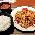 ぼん繁 - やきそば定食ごはん大