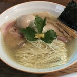 Chuuka Soba Nika - 塩ラーメン　味玉トッピング