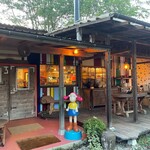 NOMI RESTAURANT - メルヘンチックな入口