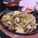 Tori Yakiniku Karubiya - 