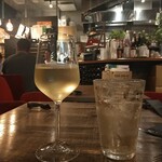 BUENA VISTA TOKYO - 白ワイン、ハイボール