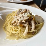 リトルネスト - 大山鶏と里芋のラグーソース