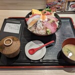 Sushi Uogashi Nihonichi - 