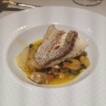 レストラン アラジン - 真鯛のポワレ 浅利とそのフォンのラタトゥユ　2013-10