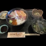 海鮮 まんまてい - 海鮮丼(ランチ) 1380円