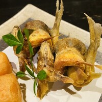 魚菜 由良 2号店 - 鮎の香り揚げ。