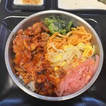 Ham Pocha - イイダコサムギョプサル丼