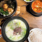 炭火焼肉・韓国料理 KollaBo - 