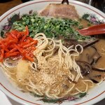 ラーメン池田 - 味変アイテムをオン