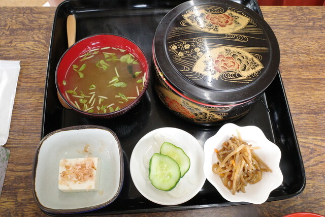 すみれ食堂 - 七日町（かつ丼）の写真