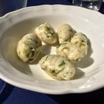 パルテノペ - サービス