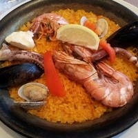 Bar Espanol LA BODEGA 大阪店 - パエリアうますぎる！