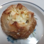 BOULANGERIE NiCONE - クリームチーズとイチジク