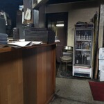 中華朋絢 - 店内です！