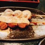 たなか屋炭焼酒場 - つくねチーズ　¥240 1本