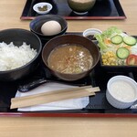 道の駅つる - 卵かけご飯セット+サラダ(500円+150円・込)