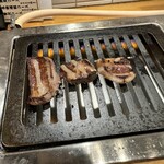 焼肉ホルモン大衆酒場 真 肉焼屋 - 