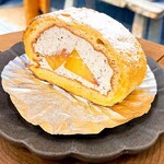 CHANOKO COFFEE ROASTERY - 米粉の桃とアールグレイクリームのロールケーキ