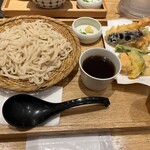 Odashi Udon Kamameshi Kakaya - かかやの天麩羅うどん