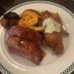 フィネガンズ・バー＆グリル - 