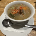 洋食 おがた - スープは野菜とキノコ類の旨みが抜群！めちゃウマ