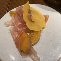 ERUTAN RESTAURANT BAR - 