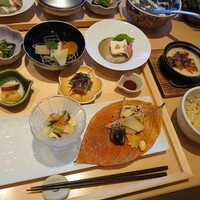 豆富料理と吟醸せいろ蒸し 八かく庵 大阪ステーションシティ店 - 