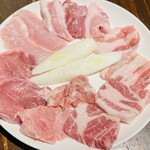 Nikugoya - 豚盛りセット