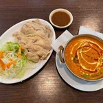 Sunrise Asian Dining & Bar - 野菜カレー、カイナンチキン