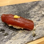 上野 榮 - マグロ赤身漬け、柚子胡椒