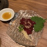 黒毛和牛・生ホルモン まうん - 塩レバー