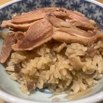 手打 親鶏中華そば 綾川 - 香り高い炊き込みご飯