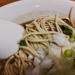 中村屋総本山 - 麺アップ