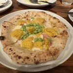 フラット - とうもろこしと枝豆のピザ（夏季限定）