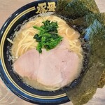 Yokohama Ie Kei Ramentonkotsuman - 豚骨醤油ラーメン並盛り＋のり増し