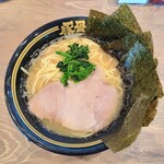 Yokohama Ie Kei Ramentonkotsuman - 豚骨醤油ラーメン並盛り＋のり