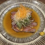 やす多” - 鹿児島産黒牛のステーキの薄切り