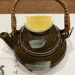 やす多” - 松茸の土瓶蒸し