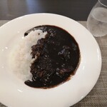 DINING HUIT 8番地 - 黒カレー